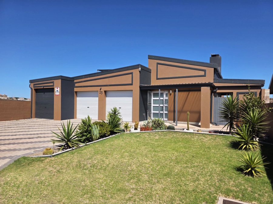 2 Bedroom Property for Sale in Vredenburg Western Cape